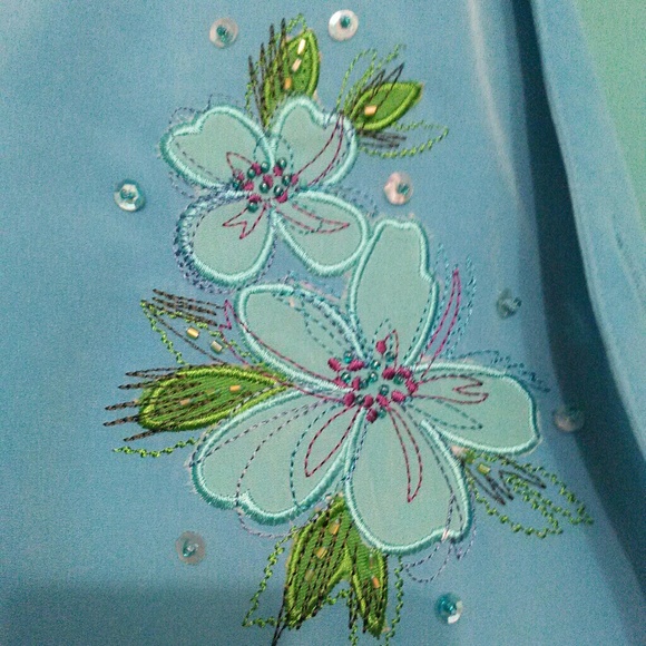 CLC Collection Top - Picture 3 of 4